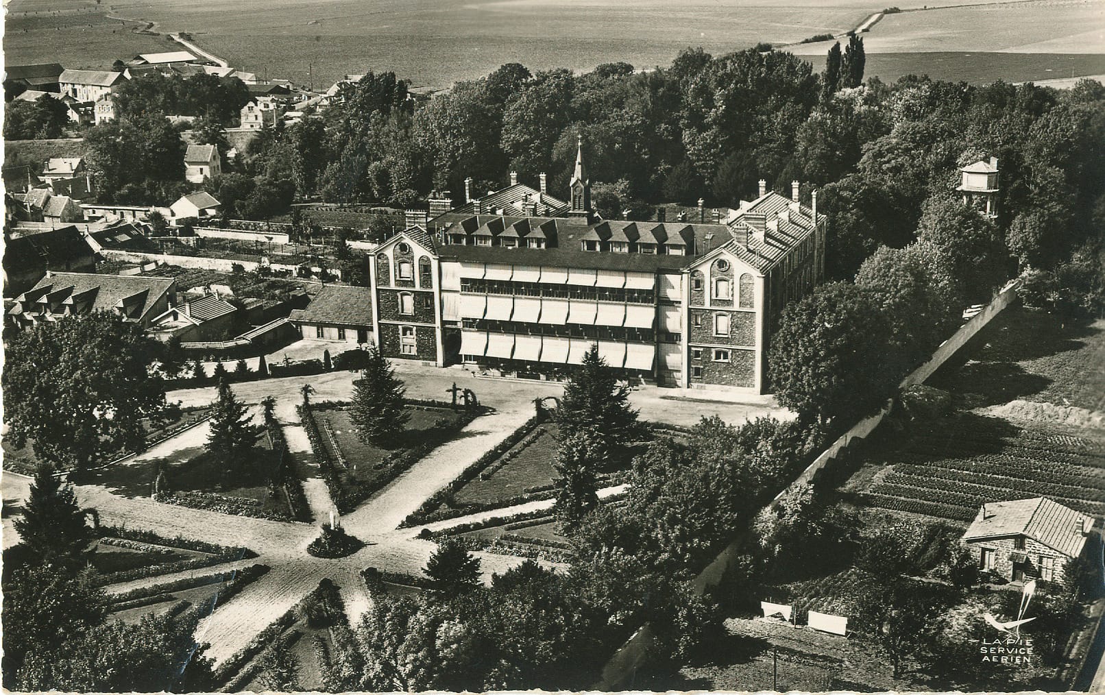 Carte postale du Château de Picpus de Villepinte vers 1950