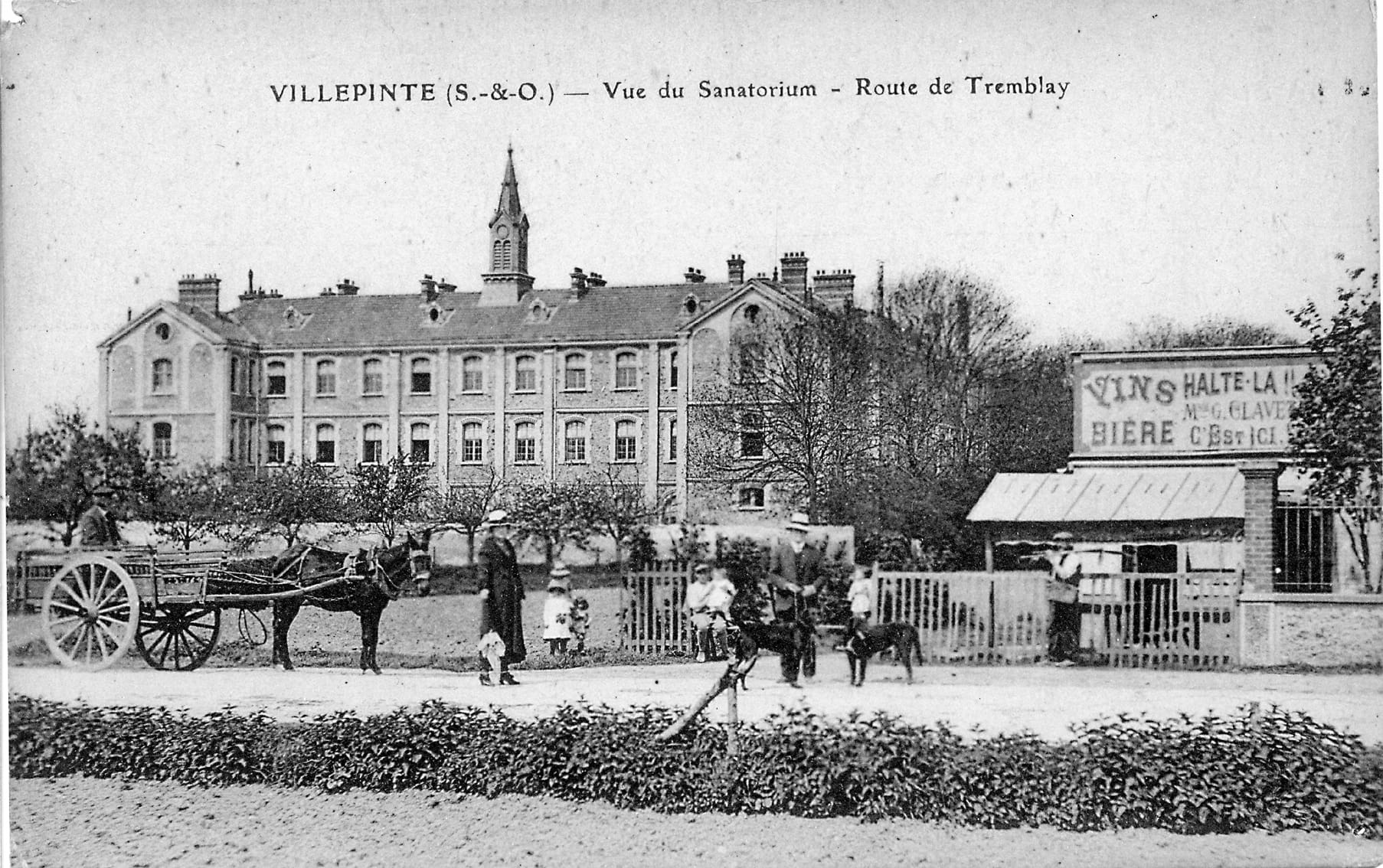 Carte postale du château de Picpus dans le Vieux-Pays de Villepinte vers 1900
