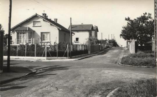 Vue sur l'avenue Barbès dans le Clos Montceleux de Villepinte