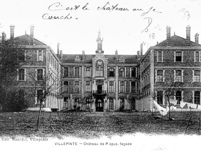 Vue sur la façade du Château de Picpus, dès lors devenu la Division Saint-Louis du Sanatorium